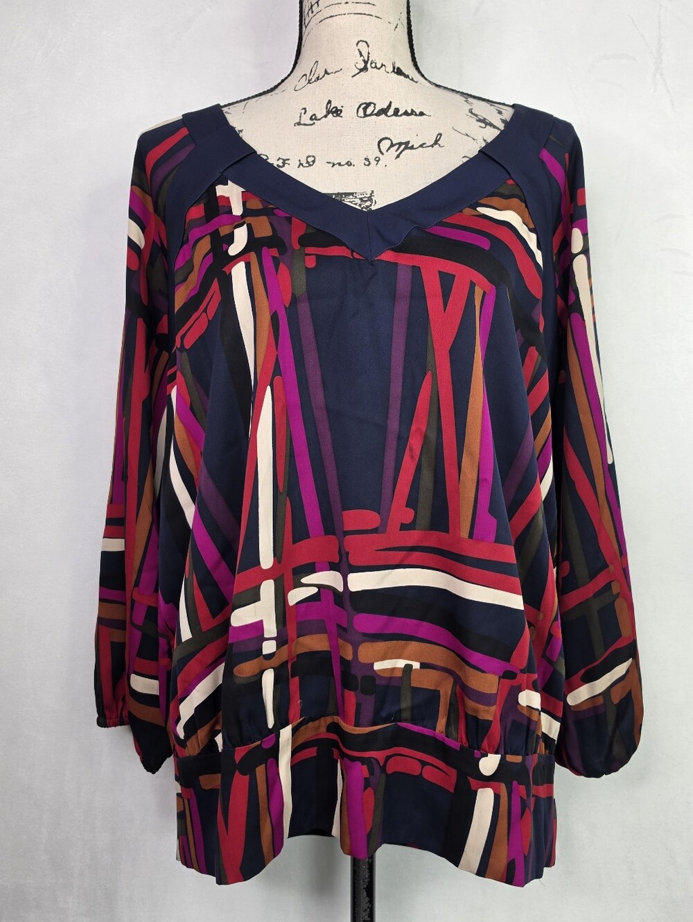 Diane von Furstenberg Silk Abstract Geometric V-Neck Blouse Size 10